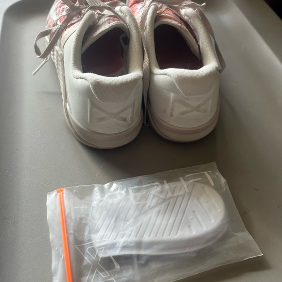 Nike Metcon 6 Desert Sand Orange Cross Fit Training Shoes - Picture 3 of 4